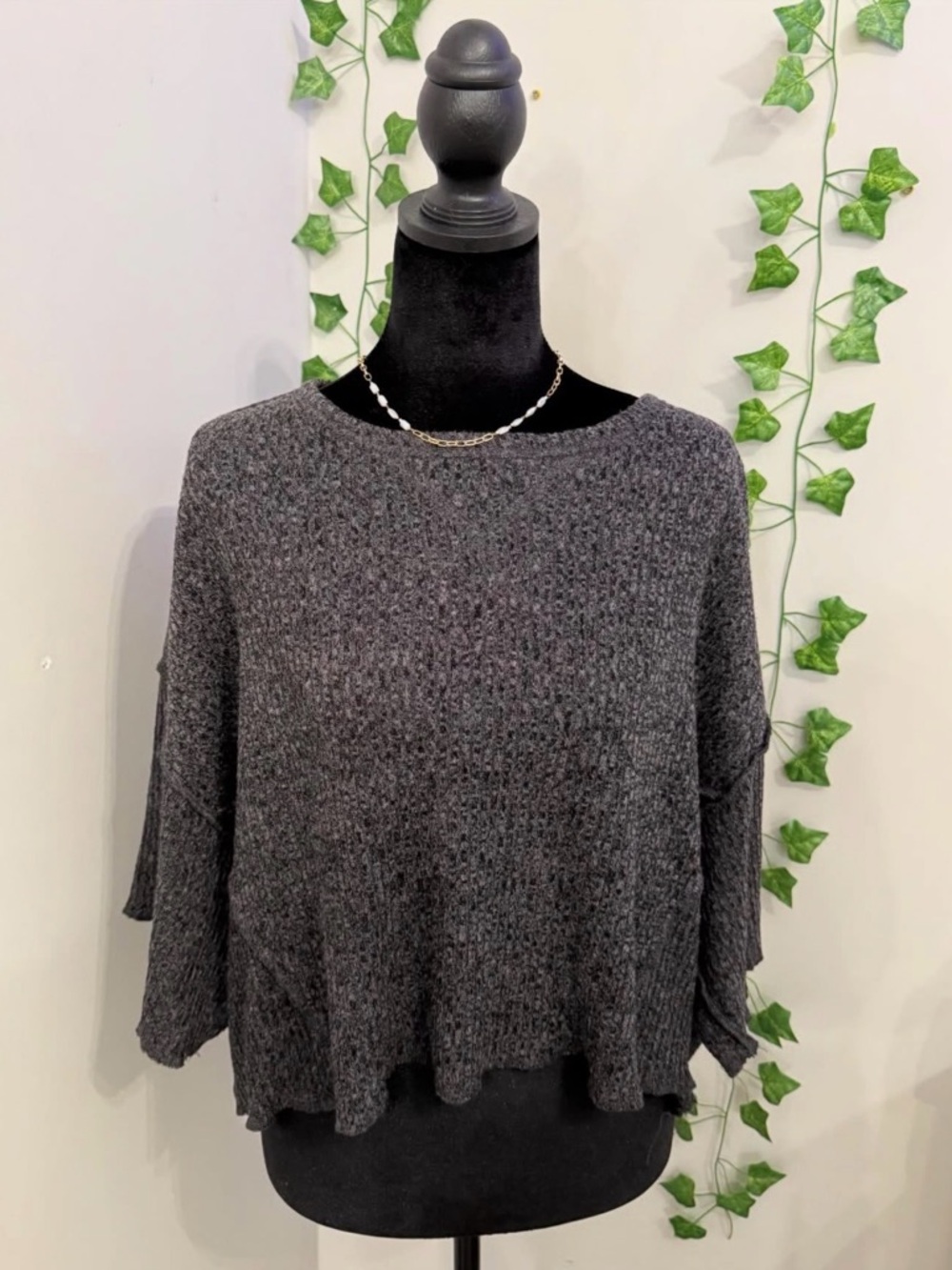 Cozy Cropped Boxy Knit Sweater - Charcoal Gray